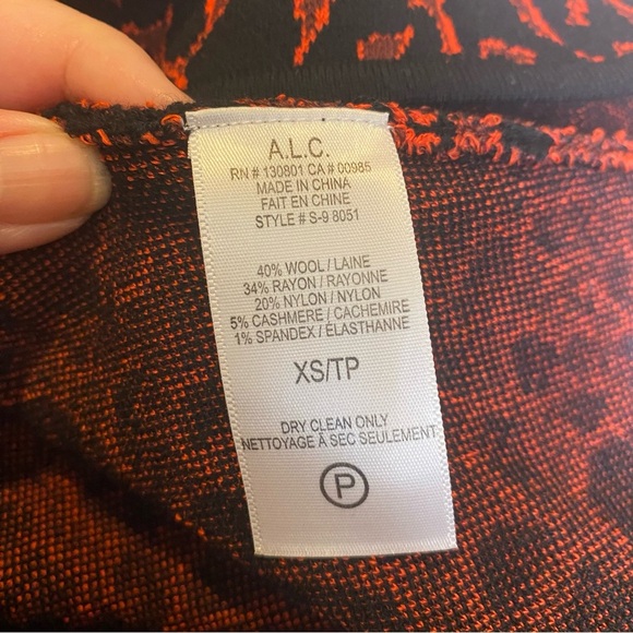 A.L.C. Ellington Red Black Wool Cashmere Leopard Animal Print Knit Skirt Size XS - Picture 5 of 5